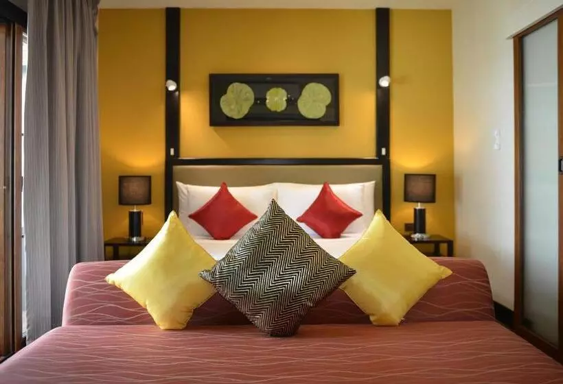 Sviitti 2 Makuuhuonetta, Andaman White Beach Resort   Sha Plus