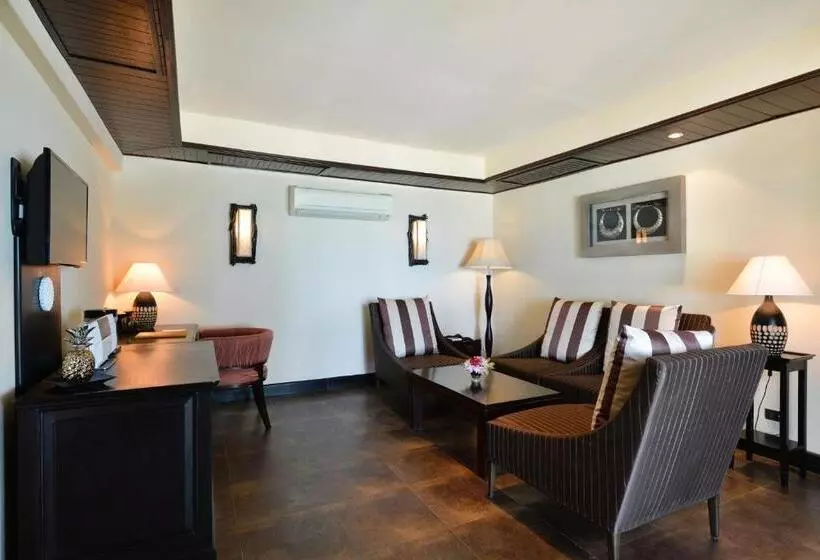 Sviitti 2 Makuuhuonetta, Andaman White Beach Resort   Sha Plus
