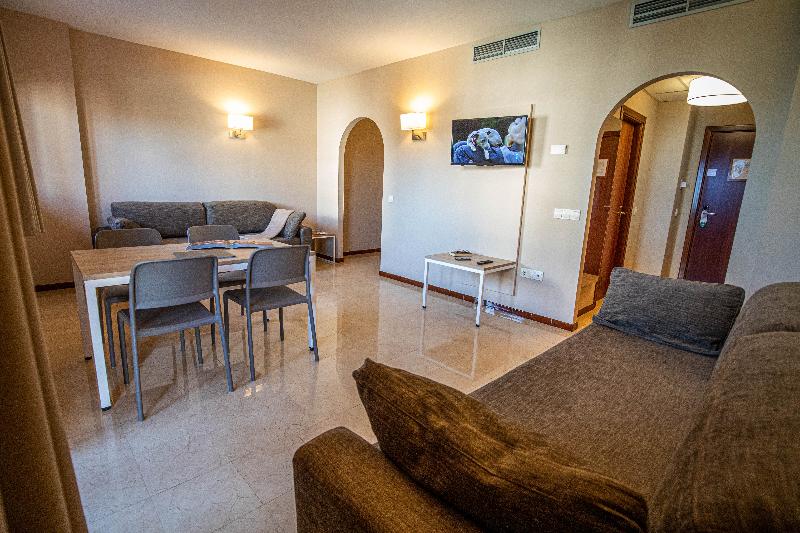 Apartamento 2 Dormitórios, Ilunion Miramar