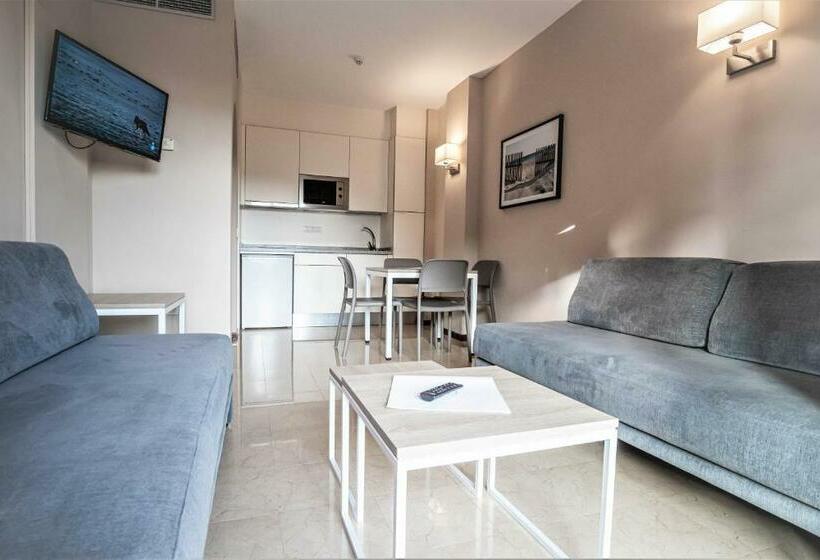 Apartamento 1 Dormitório com Terraço, Ilunion Miramar