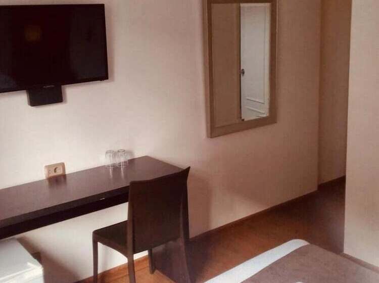 اتاق استاندارد, Alvear