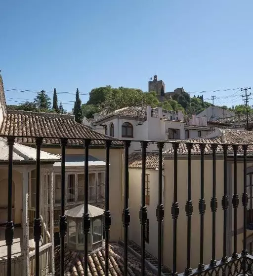 اتاق لوکس با چشم‌انداز, Boutique Puerta De Las Granadas