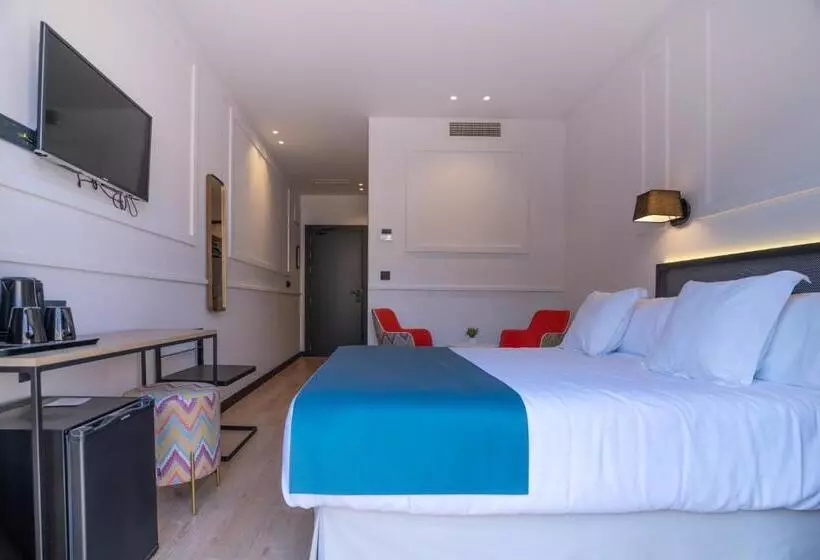 اتاق لوکس با چشم‌انداز, Boutique Puerta De Las Granadas