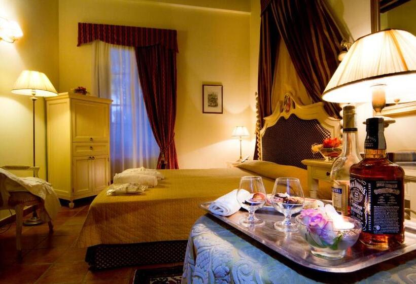 디럭스 룸, Castello Di Leonina Relais Adults Only