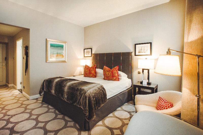 اتاق لوکس, Grand Palace Hotel   The Leading Hotels Of The World