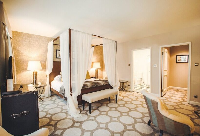 سوییت جونیور, Grand Palace Hotel   The Leading Hotels Of The World