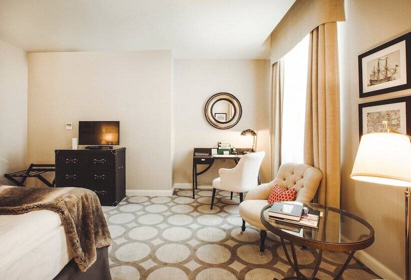 اتاق لوکس, Grand Palace Hotel   The Leading Hotels Of The World