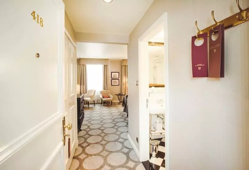 اتاق لوکس, Grand Palace Hotel   The Leading Hotels Of The World