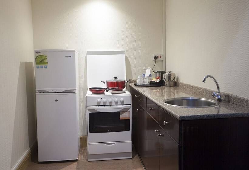 سوییت اجرایی, Haffa House