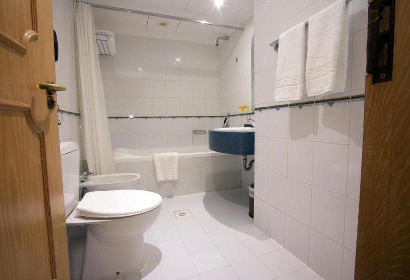 اتاق استاندارد, Haffa House