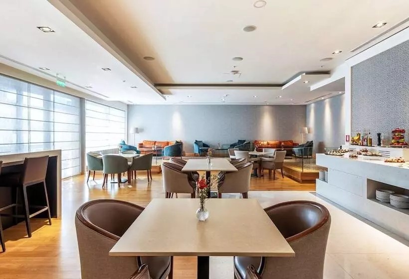 スタンダードルーム, Hilton Nicosia
