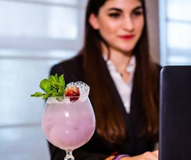 スイート, Hilton Nicosia