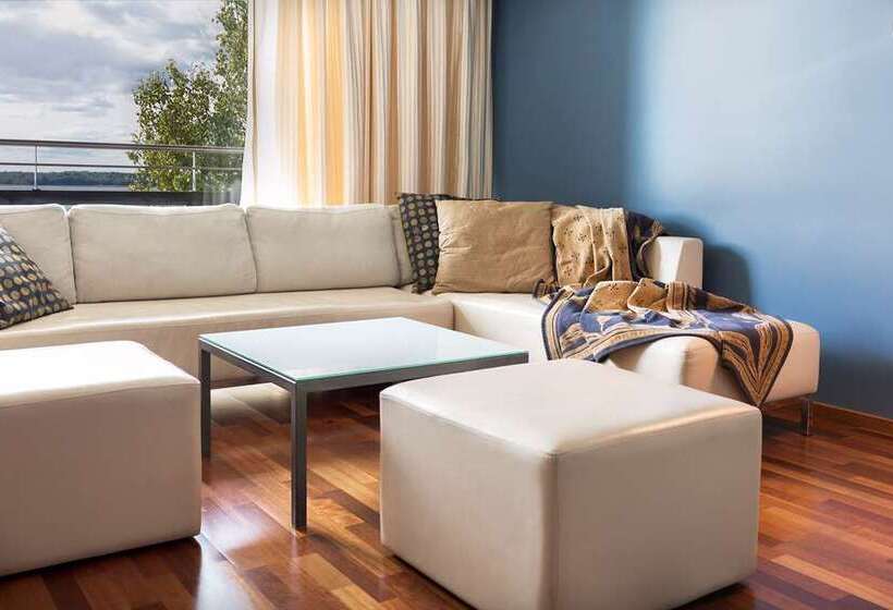 Standard-huone King-vuode, Hilton Nicosia