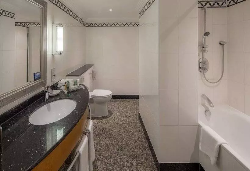 キングサイズベッドのスイートルーム, Hilton London Paddington