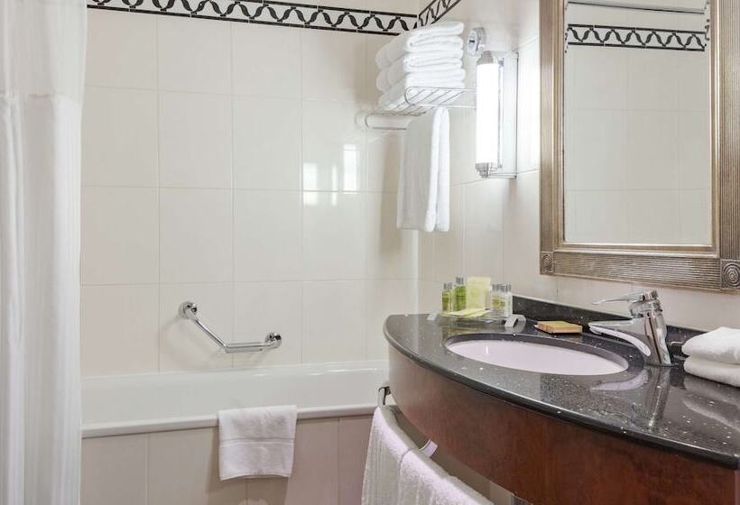 带大床的套房, Hilton London Paddington