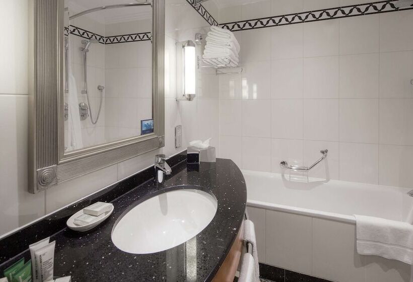 家庭间, Hilton London Paddington