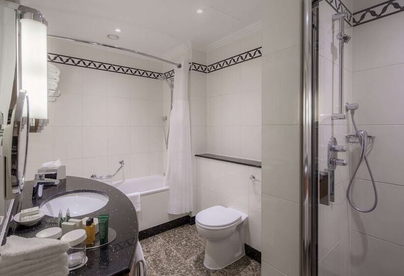 家庭间, Hilton London Paddington