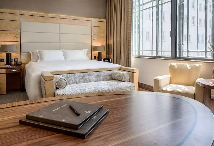 キングサイズベッドのスタンダードルーム, Hilton London Paddington