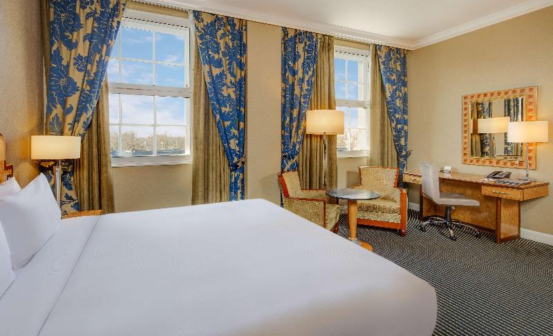 Номер Deluxe, Hilton London Paddington