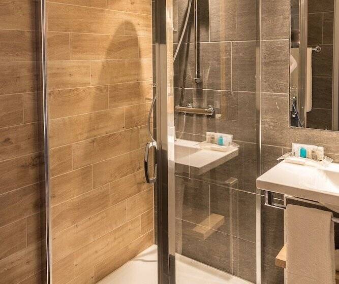 标准间, Holiday Inn Budapest Budaörs, An Ihg