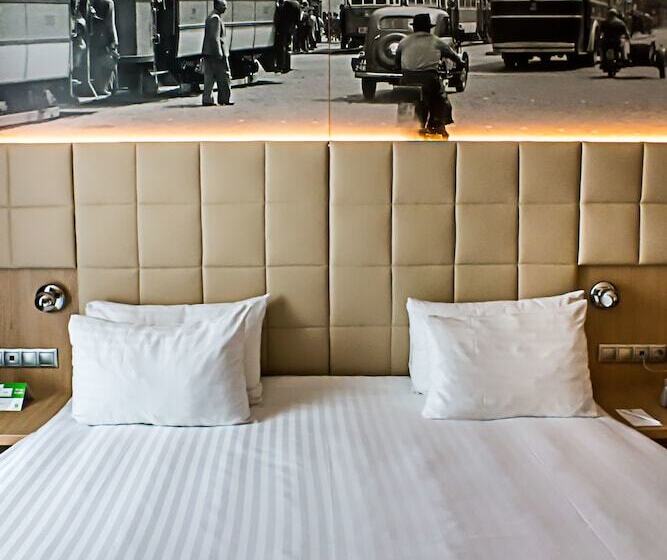 套房, Holiday Inn Budapest Budaörs, An Ihg