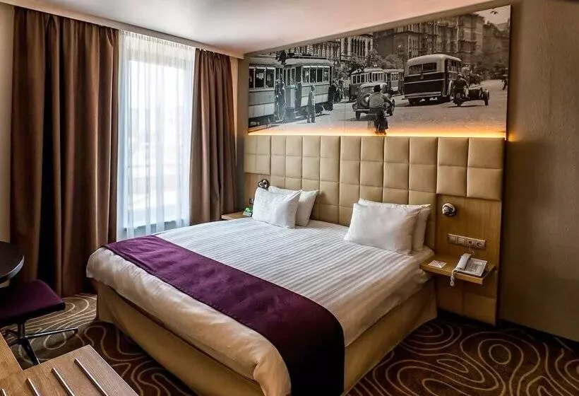 スイート, Holiday Inn Budapest Budaörs, An Ihg