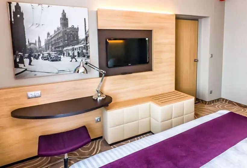 スイート, Holiday Inn Budapest Budaörs, An Ihg