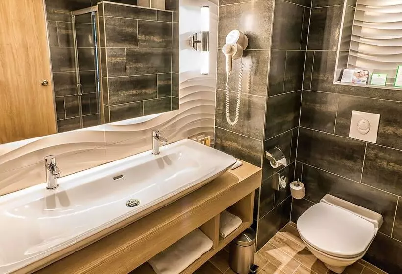 スイート, Holiday Inn Budapest Budaörs, An Ihg