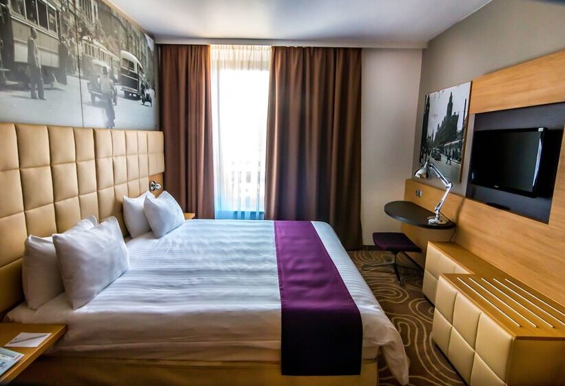 套房, Holiday Inn Budapest Budaörs, An Ihg