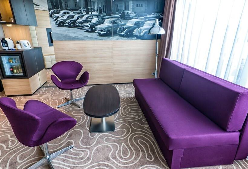 套房, Holiday Inn Budapest Budaörs, An Ihg