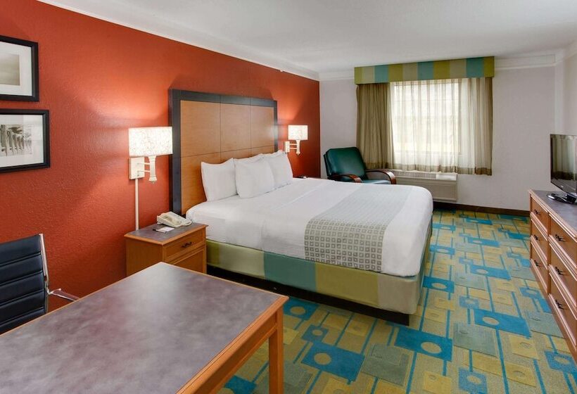 Номер Deluxe, La Quinta Inn By Wyndham Pittsburgh Airport
