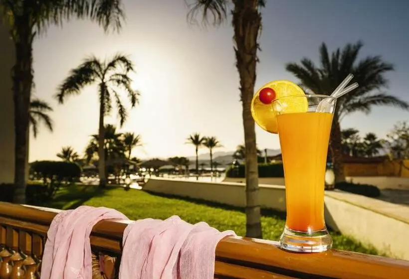 اتاق کلاسیک با چشمانداز استخر, Movenpick Resort Sharm El Sheikh