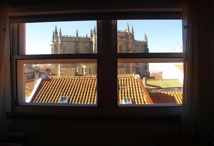 Standard-huone, Santos