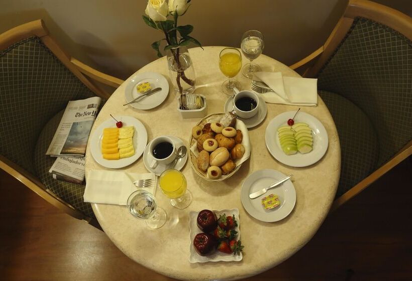 سوییت اجرایی, Suites Del Bosque