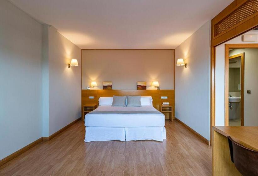 اتاق خانوادگی, Viadero