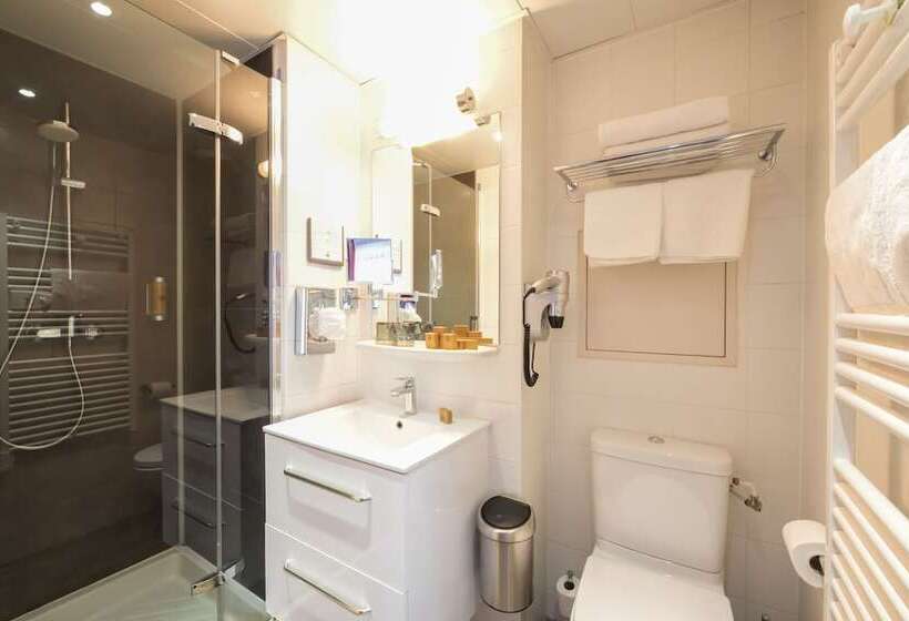 スタンダード4人部屋, Le Richemont