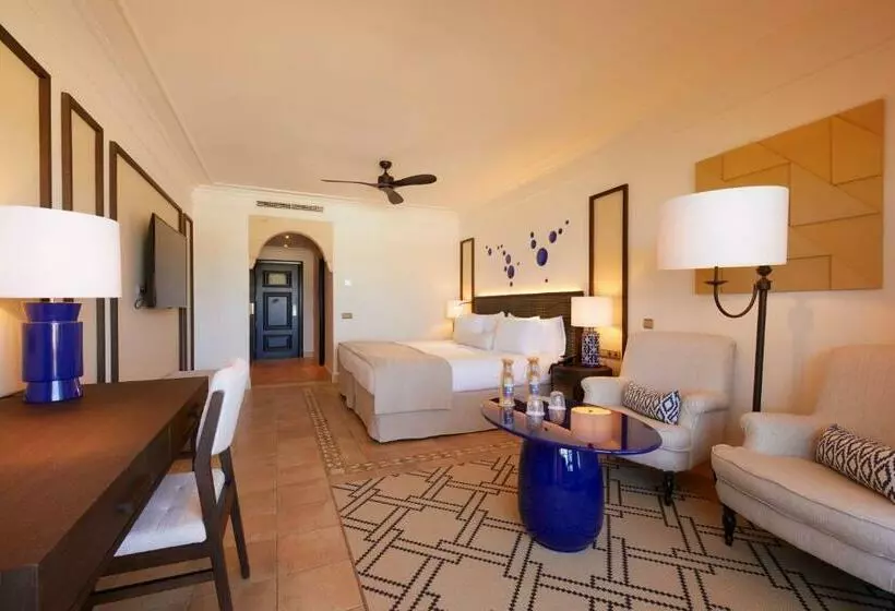 سوییت جونیور با چشم‌انداز دریا, Secrets Bahía Real Resort & Spa - Adults Only