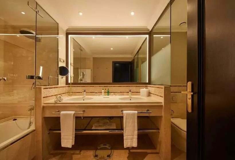 سوییت جونیور با چشم‌انداز دریا, Secrets Bahía Real Resort & Spa - Adults Only