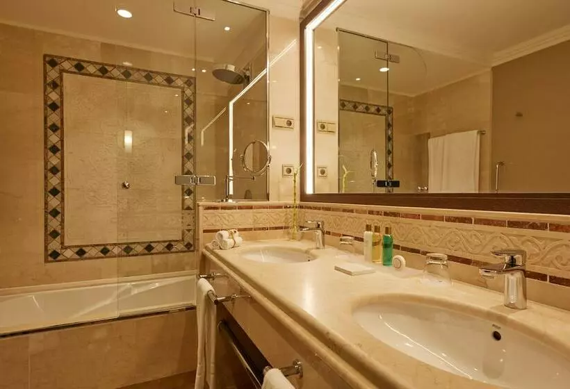 سوییت جونیور با چشم‌انداز دریا, Secrets Bahía Real Resort & Spa - Adults Only