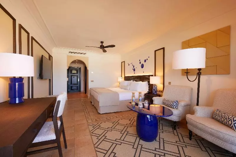 سوییت جونیور با چشم‌انداز دریا, Secrets Bahía Real Resort & Spa - Adults Only