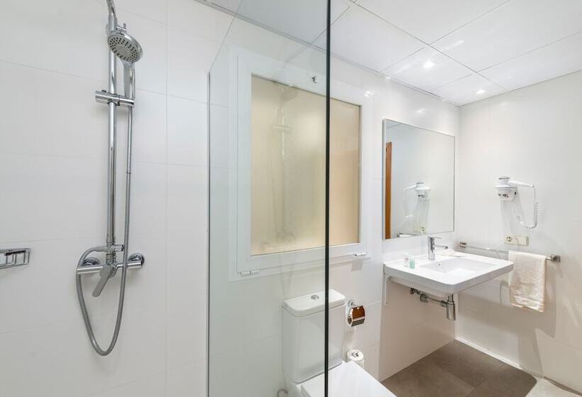 スタンダードスタジオ, Apartamentos Carlos V