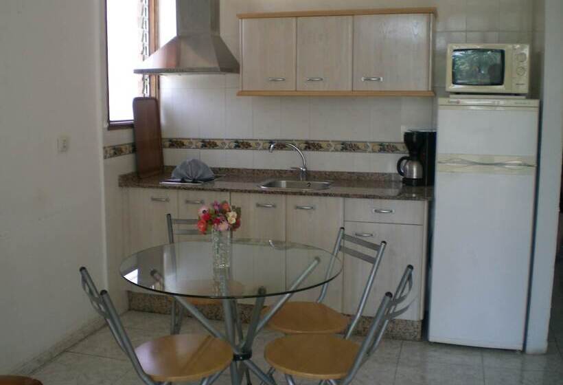 Апартаменты 1 Спальня, Apartamentos Fayna