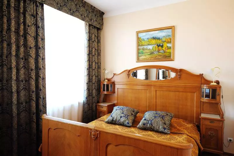 سوییت, City Hotel Teater