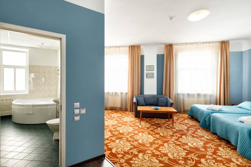 اتاق راحتی, City Hotel Teater