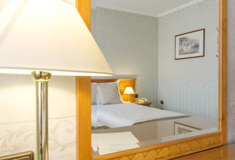 Номер Стандарт, Downtown   Top Location In The Heart Of Sofia City