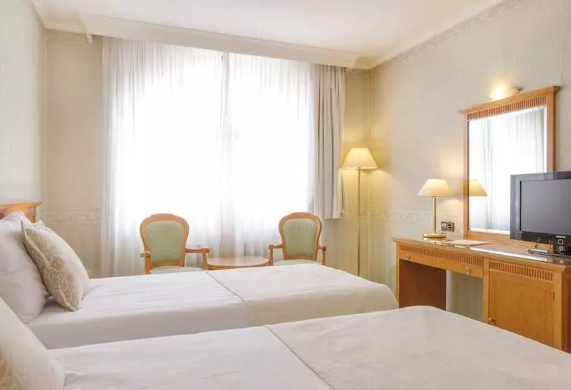 スタンダードルーム, Downtown   Top Location In The Heart Of Sofia City