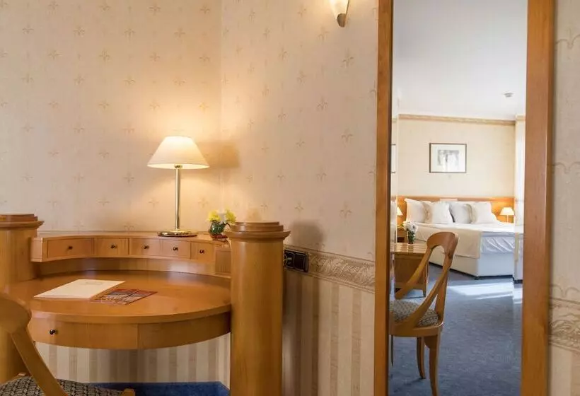 スイート, Downtown   Top Location In The Heart Of Sofia City