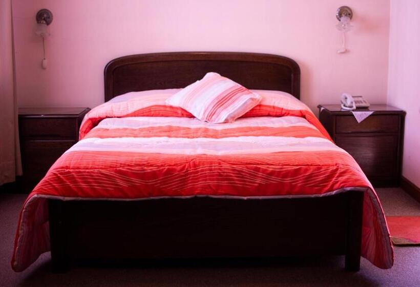 اتاق خانوادگی, Gran Libertador