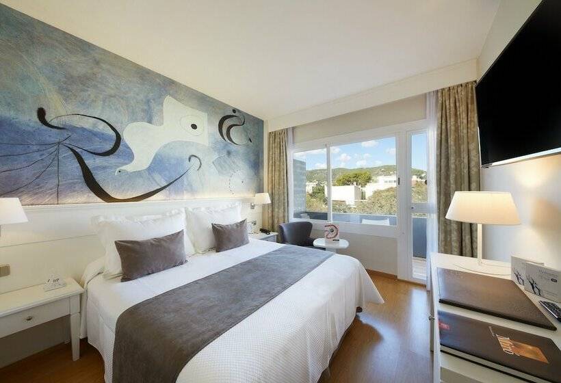 اتاق استاندارد با بالکن, Joan Miro Museum