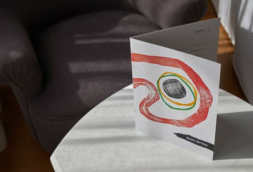 اتاق استاندارد با بالکن, Joan Miro Museum